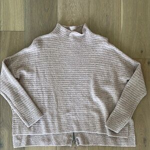 Free people Women's pink Beige Sweater